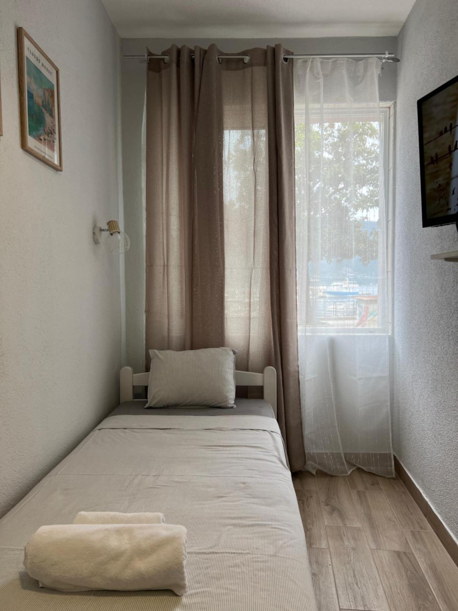 Apartments Astoria Hn Herceg Novi Exteriér fotografie